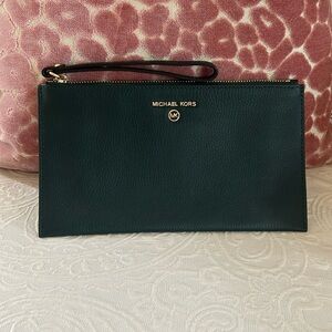 Michael Kors bag new without tags dark green, beautiful